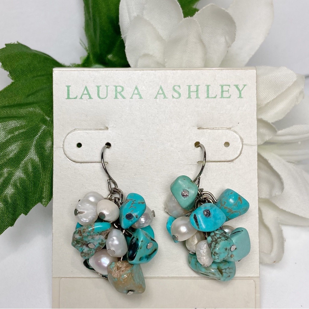Laura Ashley Turquoise Pearl Drop Earrings Dangle French Hook Ear Wire New 18$